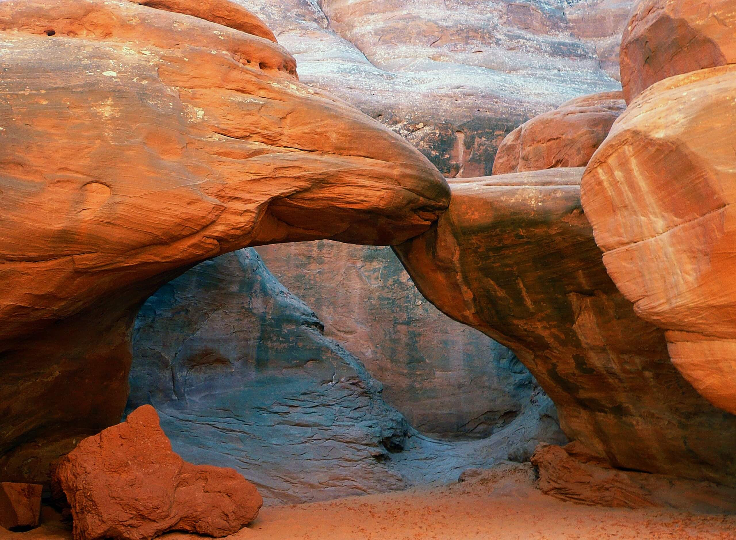 banner-sand-dune-arch